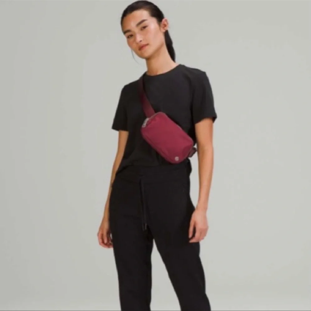 NWT * Lululemon Mulled Wine Everywhere Belt Bag